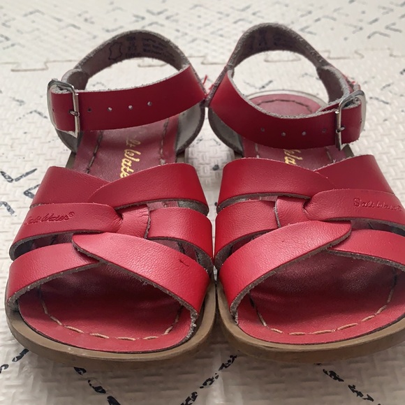 Salt water sandals size 10 - Picture 4 of 4